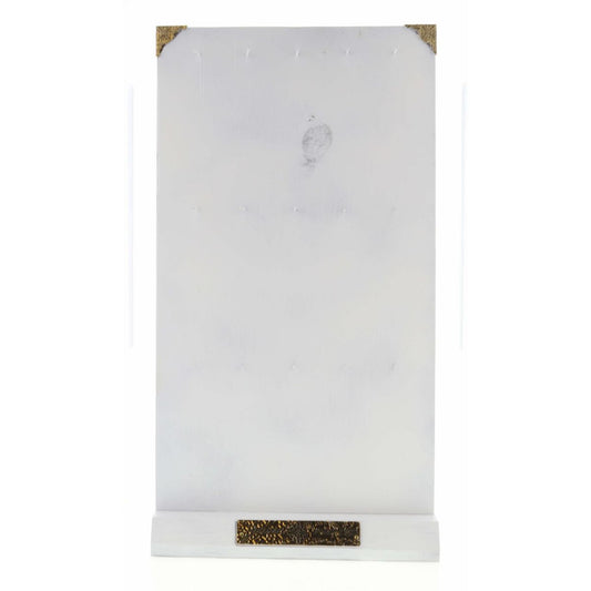 White 15 Nail Display