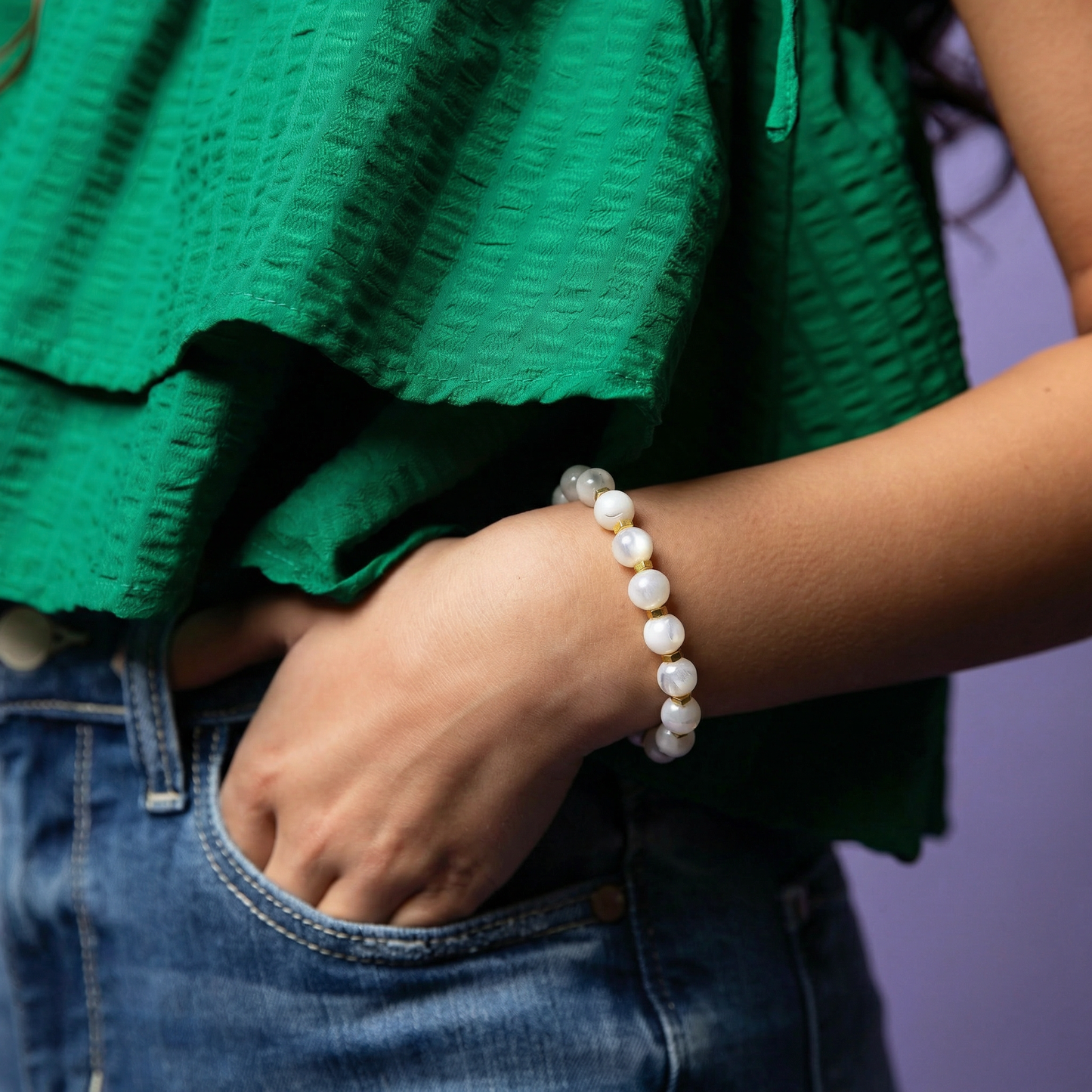 18k Gold Plated Clear Tumbled Glass Beaded Stretch Bracelet with Gold Spacers